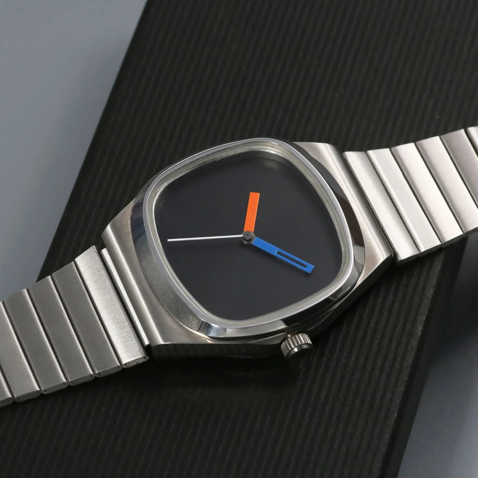 Couple Watch for Men Women Reloj Mujer Man Quartz Wristwatch Male Luxury Black Sliver Color Vintage Ladies Stainless Steel Clock