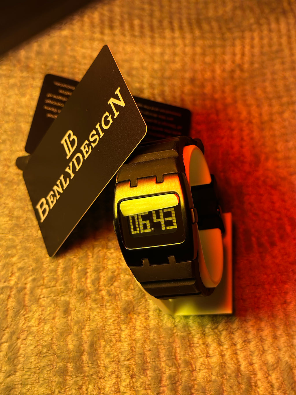 IB DESIGN Unique Metal Watches Digital BENLY Watches For Men Minimalist Style Fashion Electronic Cool Watches Z8000