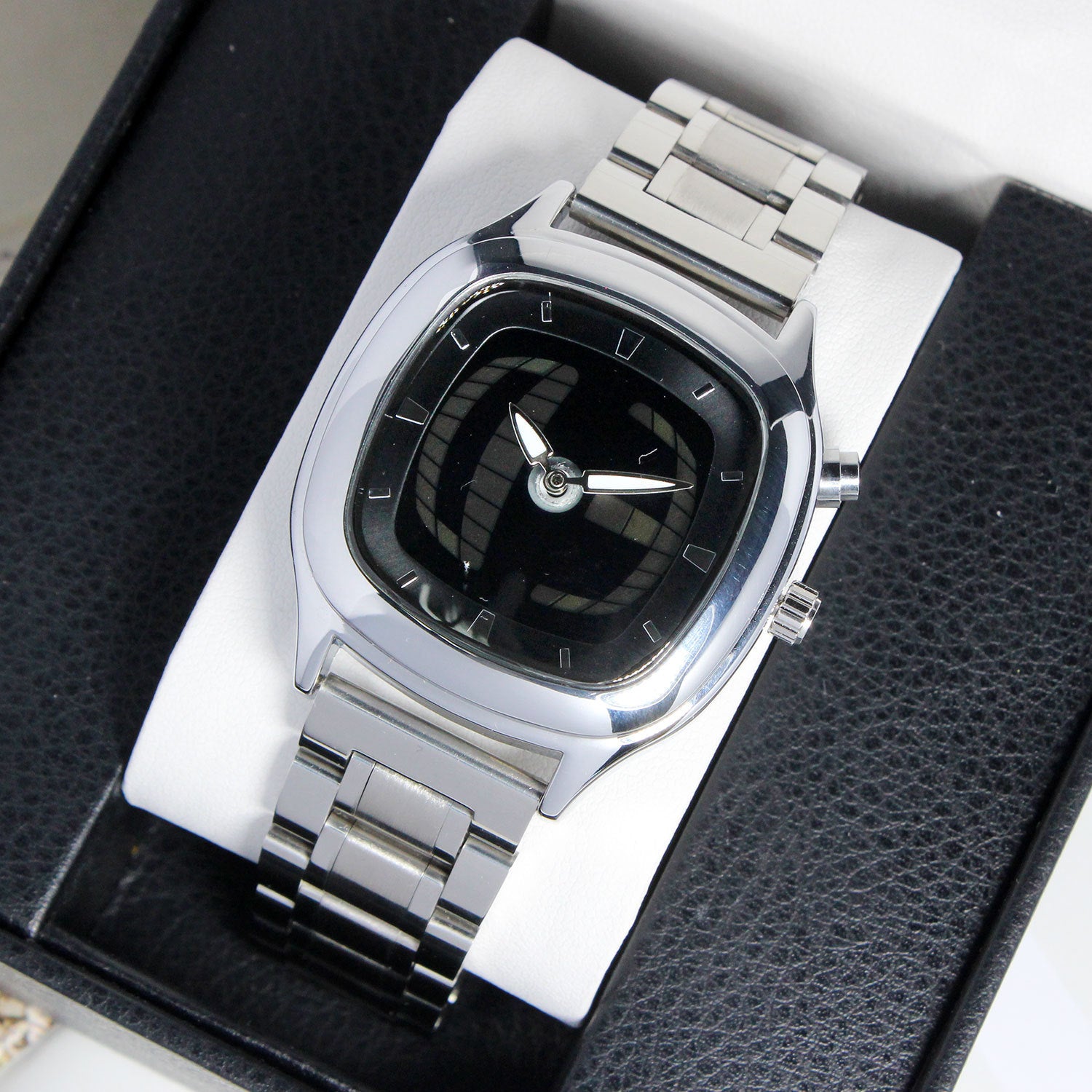 Y2K VINTAGE WRIST WATCH [ BIC. TIC.]