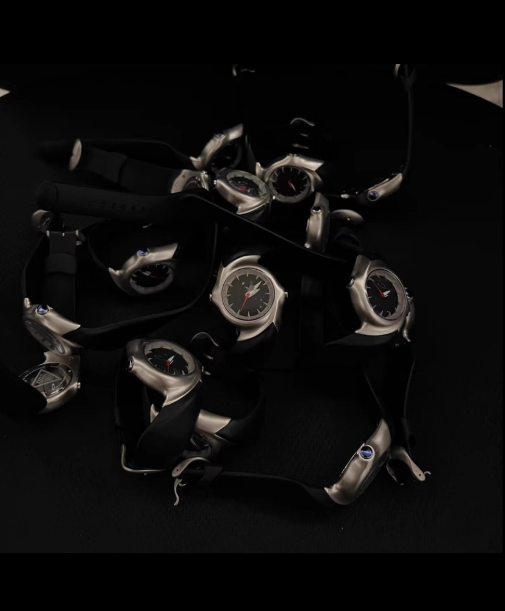 Alien Crush Oakley Style European and American Watch Rare Ins Same Style Niche Design