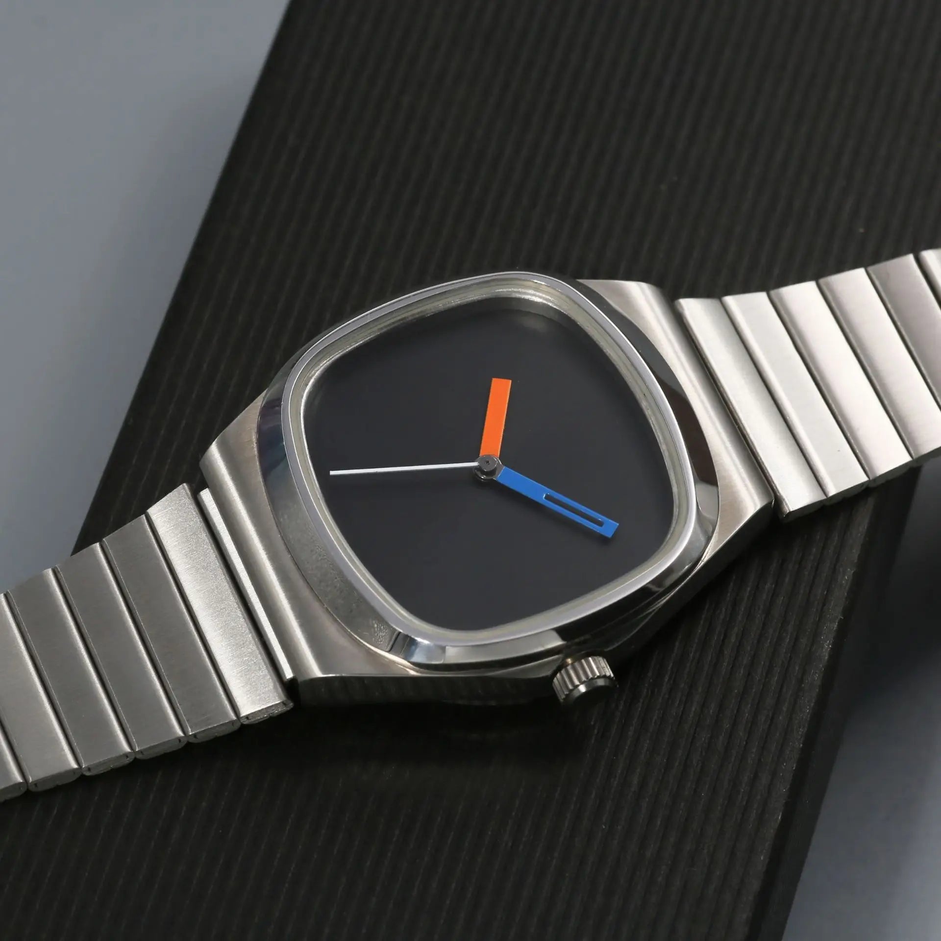 Couple Watch for Men Women Reloj Mujer Man Quartz Wristwatch Male Luxury Black Sliver Color Vintage Ladies Stainless Steel Clock