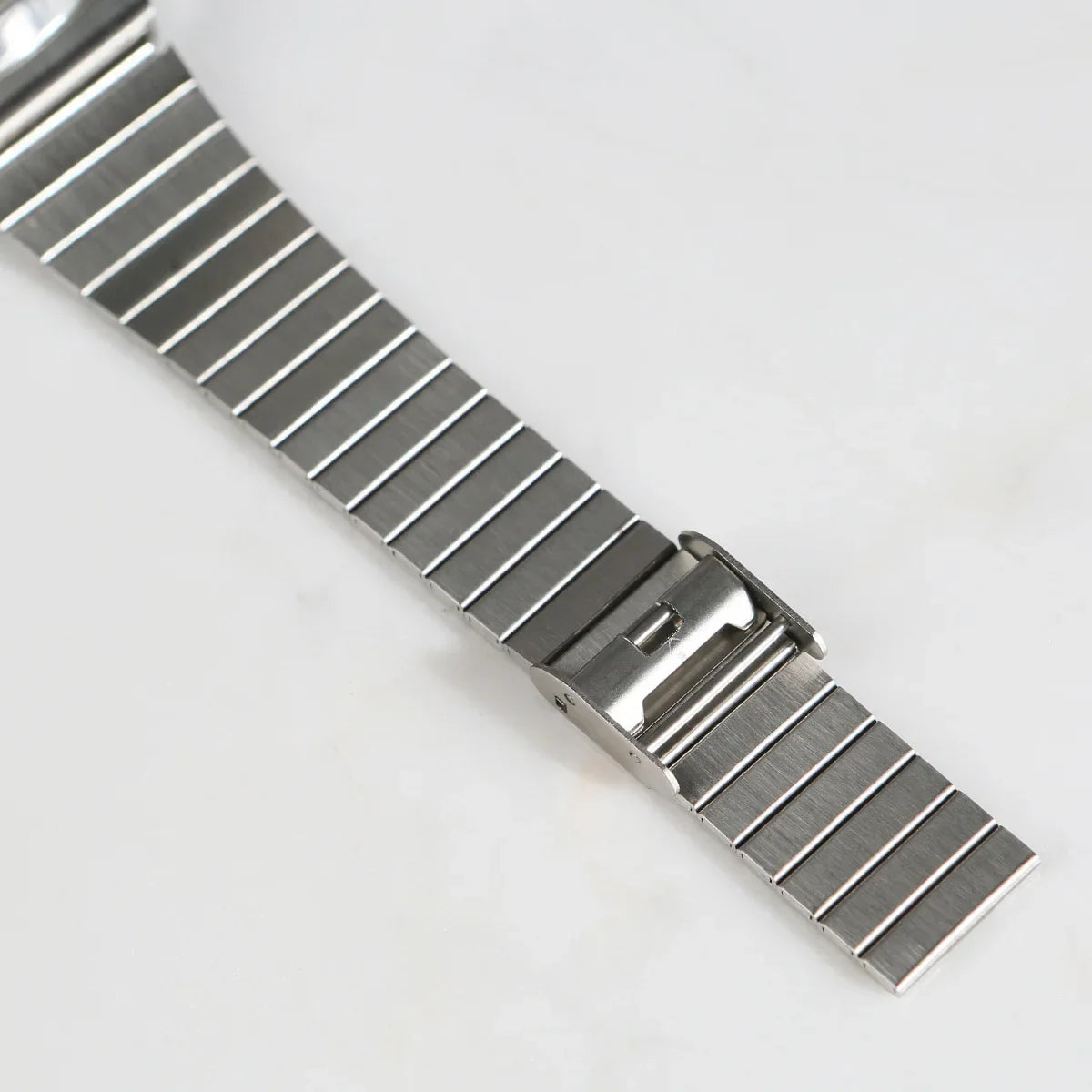 Couple Watch for Men Women Reloj Mujer Man Quartz Wristwatch Male Luxury Black Sliver Color Vintage Ladies Stainless Steel Clock