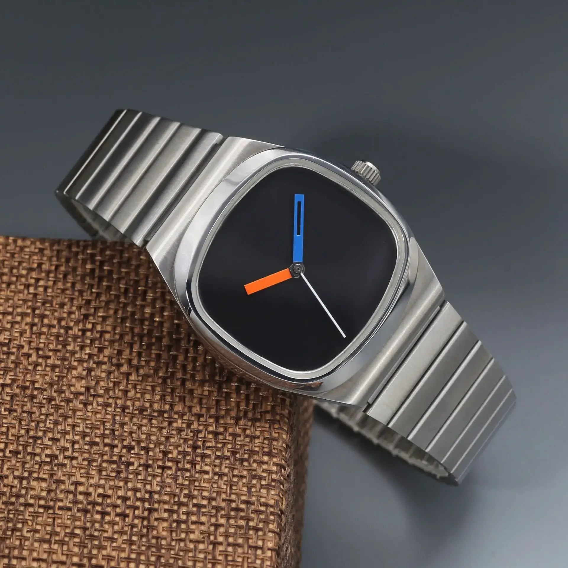 Couple Watch for Men Women Reloj Mujer Man Quartz Wristwatch Male Luxury Black Sliver Color Vintage Ladies Stainless Steel Clock