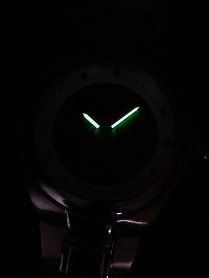 #VAULT OFFER 30% OFF ON FLAME-FORGED DRAGON STYLE – Y2K STEEL WRIST LEGEND