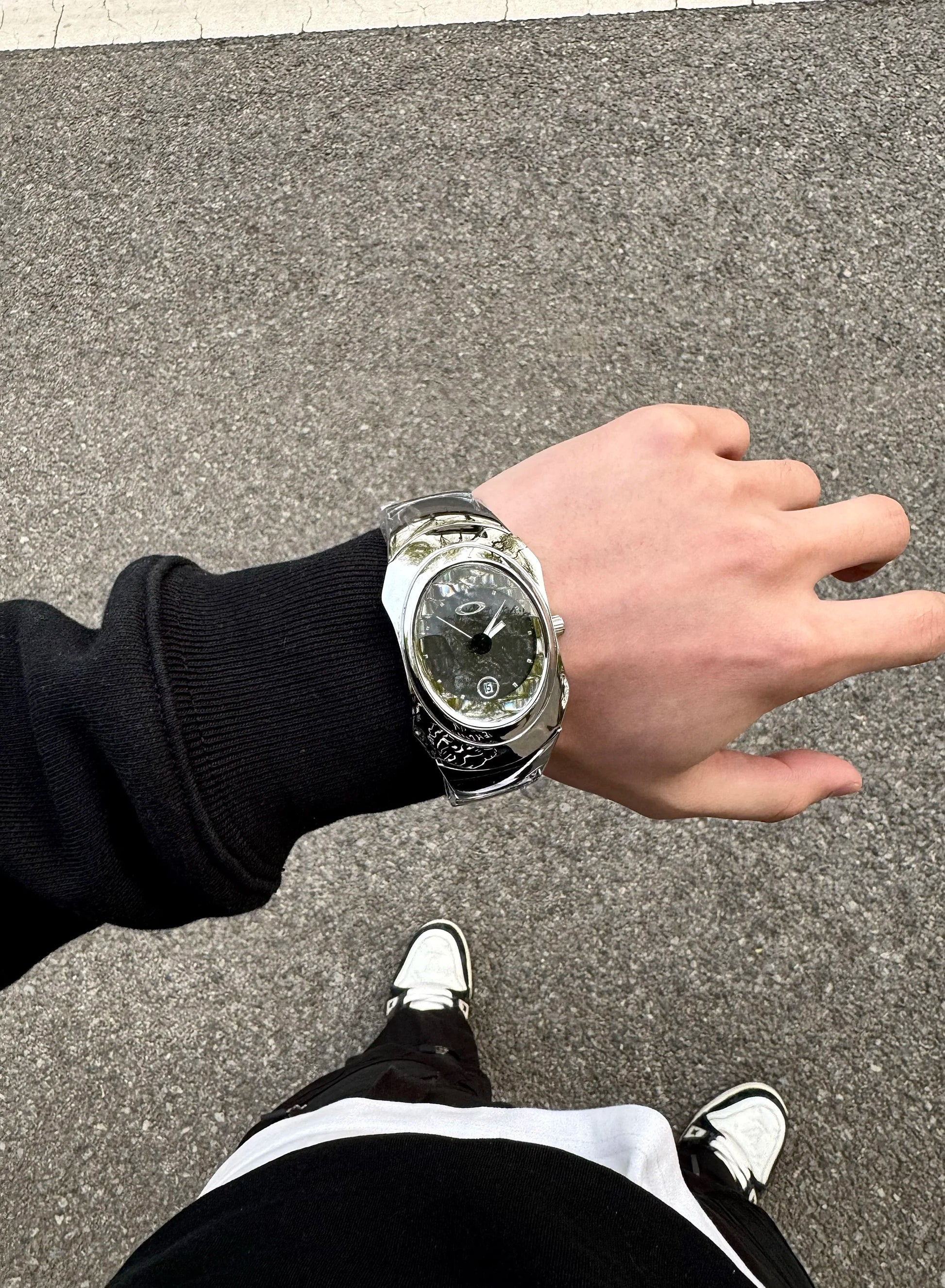 y2k OAKLEY TIME BOMB 2.0
