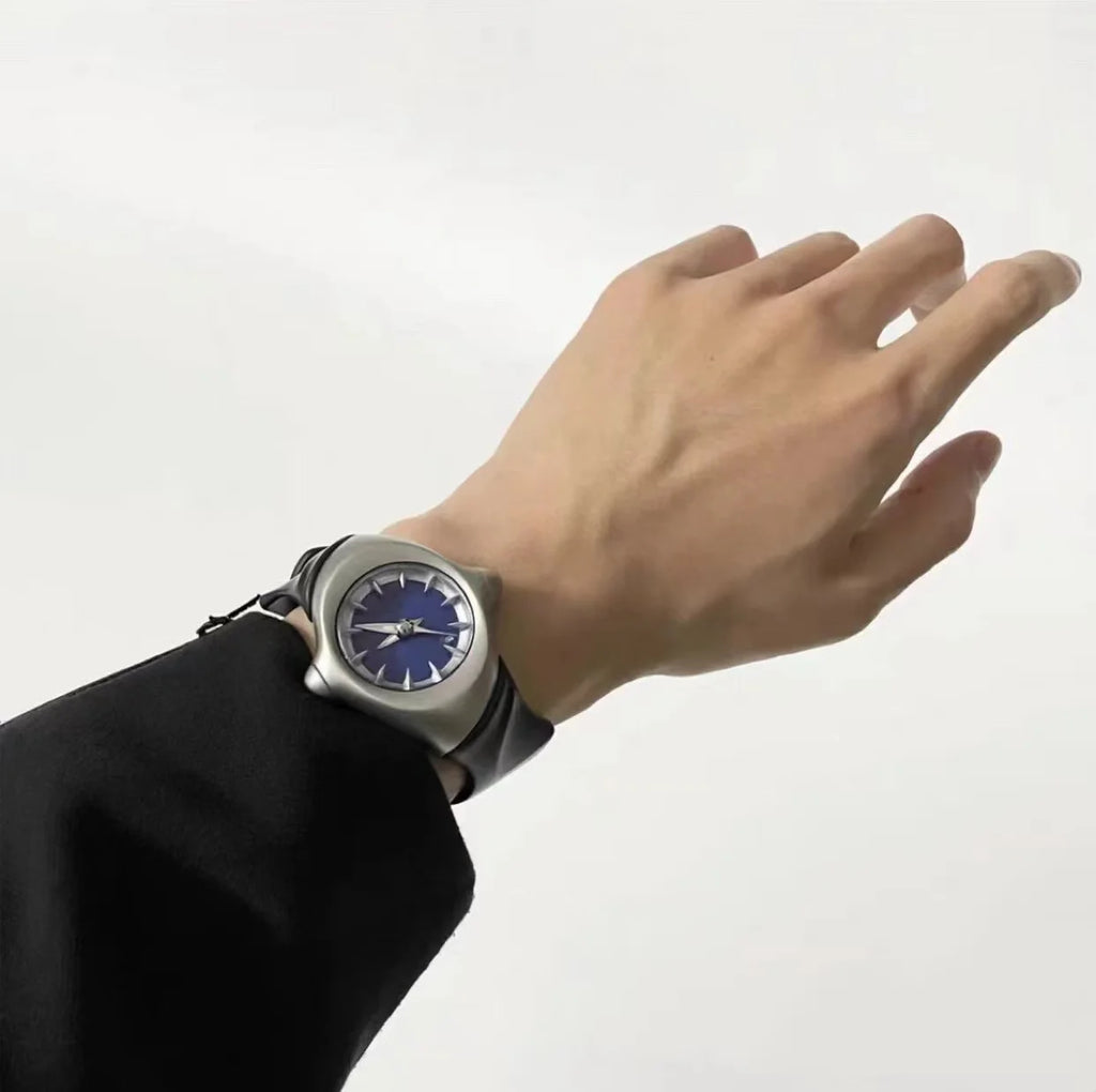 Alien Crush Oakley Style European and American Watch Rare Ins Same Style Niche Design