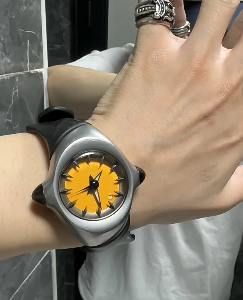 Alien Crush Oakley Style European and American Watch Rare Ins Same Style Niche Design