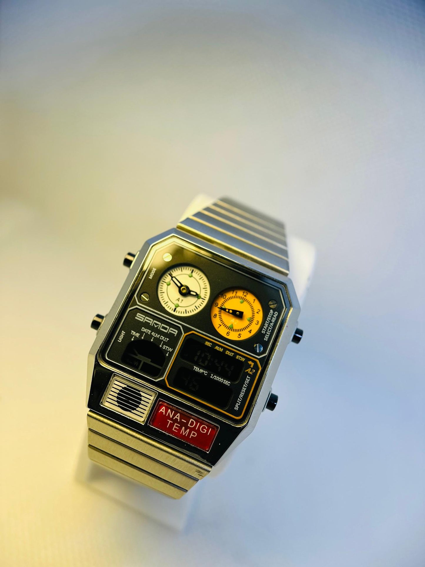 SANDA DIGI-ANALOG – RETRO REVIVAL