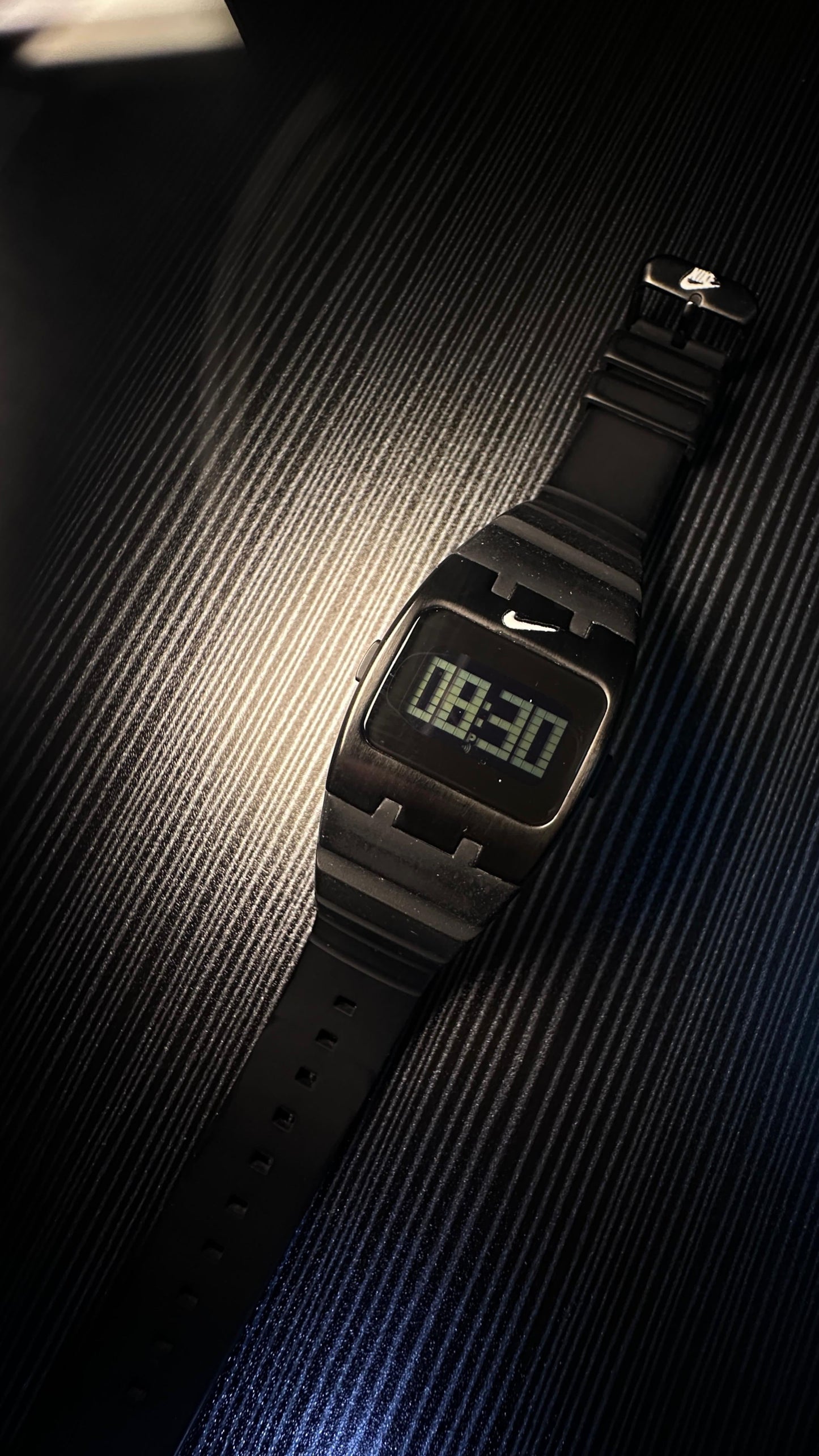 N.I.K.E  SUPER SILICON BAND