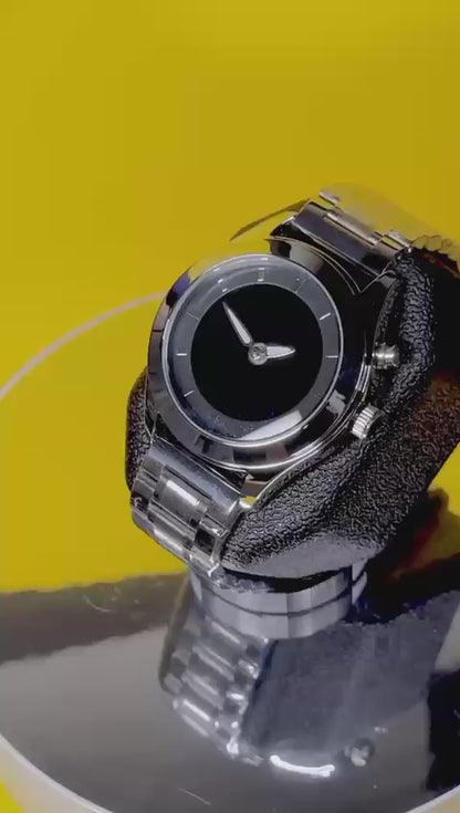 Poker Face in Motion - The Game Never Stops - Circle dial